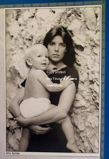 Mére et bébé  ALICE SPRINGS photo document cut out comprar usado  Enviando para Brazil