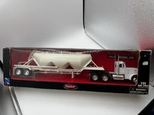 Caminhão tanque New Ray 1:32 branco semi Peterbilt 379 com reboque pneumático, usado comprar usado  Enviando para Brazil