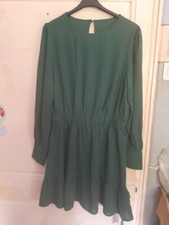 Robe verte neuve d'occasion  Bergues