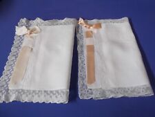 Pair antique embroidered d'occasion  Expédié en Belgium