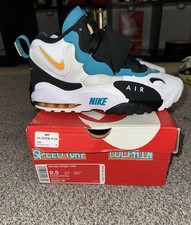 Size 9.5 nike for sale  Clinton