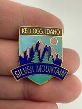 Prendedor de esquí Silver Mountain Resort Kellogg Idaho con montaña, sol y árboles segunda mano  Embacar hacia Mexico