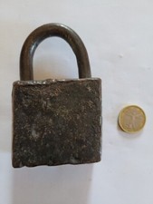 Lucchetto artigianale antico usato  Giugliano in Campania