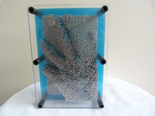 Sculpture clous plexiglas d'occasion  France