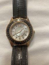 Relógio feminino Adrienne preto e ouro rosa com strass e couro preto comprar usado Relógio feminino Adrienne preto e ouro rosa com strass e couro preto comprar usado  Enviando para Brazil