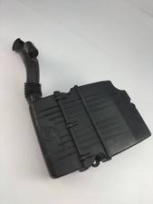 Używany, Fiat Grande Punto 2008 Skrzynka filtra powietrza benzyny 51773400 ORYGINALNA RGC3978 na sprzedaż  PL