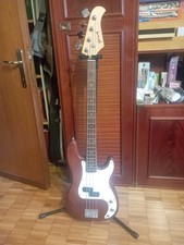 Basso elettrico corde usato  Perugia