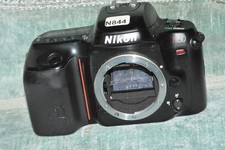Nikon n50 nera usato  Vasto