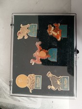 Coffret pin disney d'occasion  Châteauneuf-du-Rhône