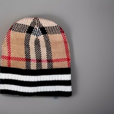Chapéu Burberry gorro bege vintage (2 chapéus por US$ 140) comprar usado  Enviando para Brazil