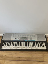 Casio 220 key d'occasion  Expédié en Belgium