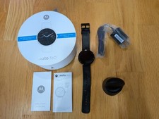 Smartwatch Motorola Moto 360 (1. generacji) z oryginalnym pudełkiem i dokumentami na sprzedaż  Wysyłka do Poland