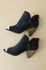 Vince camuto blue for sale  Sandy Springs