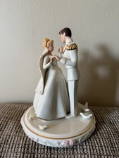 LENOX Disney CINDERELLA WEDDING DAY CAKE TOPPER Príncipe Encantado CAIXA TEM DANOS comprar usado  Enviando para Brazil
