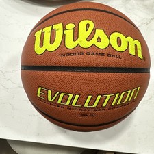 Wilson evolution basketball for sale  Stockholm