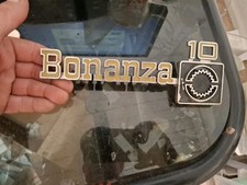 EMBLEMA VINTAGE 1975-80 CHEVY C/10 CAMINHÃO BONANZA FENDER FABRICANTE DE EQUIPAMENTO ORIGINAL GM 76 77 78 79 comprar usado  Enviando para Brazil