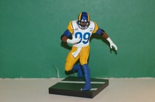 Estátua de figura de futebol personalizada Mcfarlane NFL Aaron Donald Los Angeles LA Rams comprar usado  Enviando para Brazil