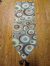 Table runner traditional for sale  Parkville