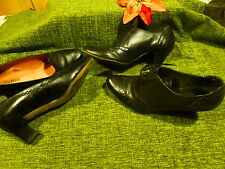 T40 2paires chaussures d'occasion  Saint-Cyprien