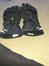 Pair motorbike gloves for sale  READING