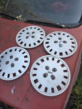 Set copricerchi borchie usato  Alessandria