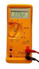 Fluke series multimetre d'occasion  Valmont