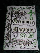 Grimoire book shadows d'occasion  Expédié en Belgium