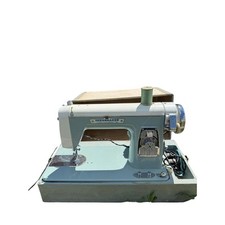 Dressmaker sewing machine for sale  Springfield
