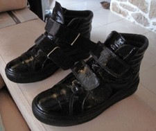 Chaussures baskets cuir d'occasion  Carry-le-Rouet