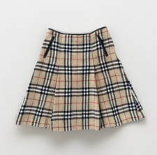 Burberry women skirt d'occasion  Expédié en Belgium