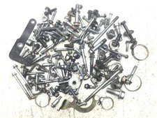 Kit viti bulloni usato Kit viti bulloni usato  Italia