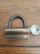 Cadenas militaire français d'occasion  Bar-le-Duc
