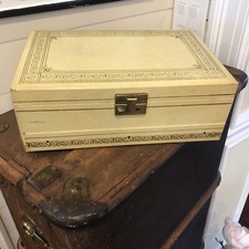 Caixa de joias vintage Mele 3 camadas creme branco e dourado baú gaveta automática. comprar usado  Enviando para Brazil