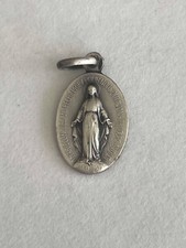 Ancienne mini medaille d'occasion  Prades