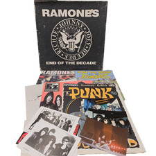 Ramones End Of The Decade UK Set Poster Photos Mags Books Signed PostCard Ticket comprar usado  Enviando para Brazil