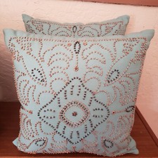 Par (3) travesseiros decorativos com contas decorativas., usado comprar usado  Enviando para Brazil