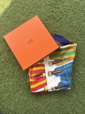 Carré soie hermès d'occasion  Antibes