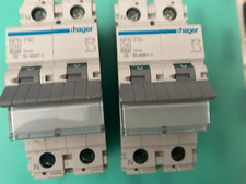 Hager lot disjoncteurs d'occasion Hager lot disjoncteurs d'occasion  Mimizan