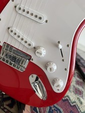 Fender stratocaster squier usato  Italia