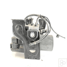 Q0012222v003000000 pompa abs usato  Italia
