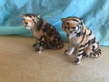 Two vintage ceramic for sale  BEXHILL-ON-SEA