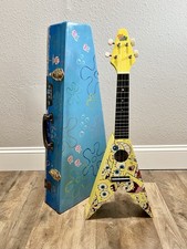 Bob Esponja Calça Quadrada Ukulele com Estojo de Madeira John Hornby Skewes 2012 Nickelodeon comprar usado Bob Esponja Calça Quadrada Ukulele com Estojo de Madeira John Hornby Skewes 2012 Nickelodeon comprar usado  Enviando para Brazil