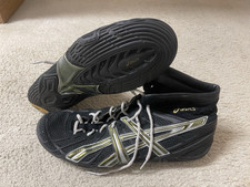 Size asics dan for sale  Pella