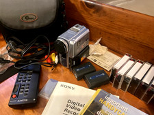 Sony handycam dcr for sale  Slinger