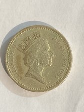 One pound elizabeth d'occasion  Paris XI
