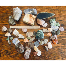 Lote aleatório de cristal, pedras preciosas mistas sortidas, pedras de cura 5,8 lb, usado comprar usado  Enviando para Brazil