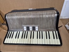 60 bass accordion for sale 60 bass accordion for sale BELPER