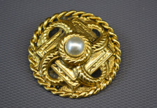 Bijou createur broche d'occasion  Beauvois-en-Cambrésis