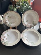 Conjunto de 4-222 Fifth SHIRAZ 9 1/8” tigelas de sopa com aro BOM! 2 conjuntos disponíveis comprar usado  Enviando para Brazil
