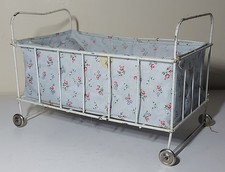 Altes puppenbett rollen gebraucht kaufen Altes puppenbett rollen gebraucht kaufen  Kißlegg